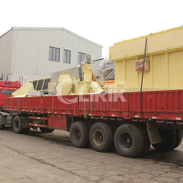 碳酸鈣雷蒙磨粉機發貨現場